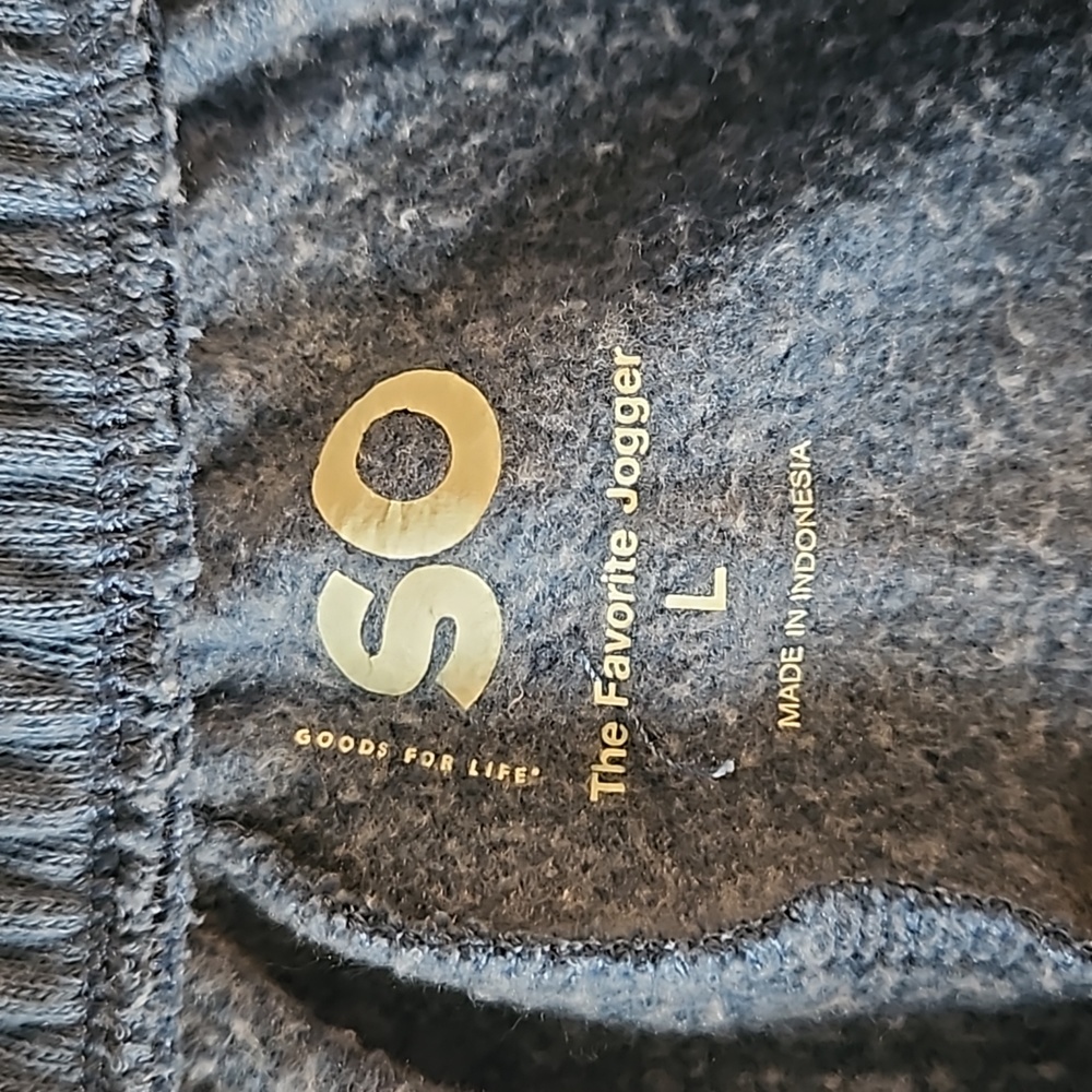 Joggers - Picture 2 of 3